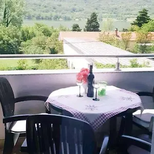  Apartman Nevistic